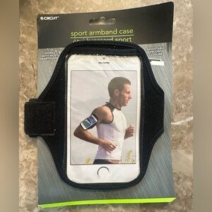 NWT E-Circuit Sport Armband Phone Case - Black